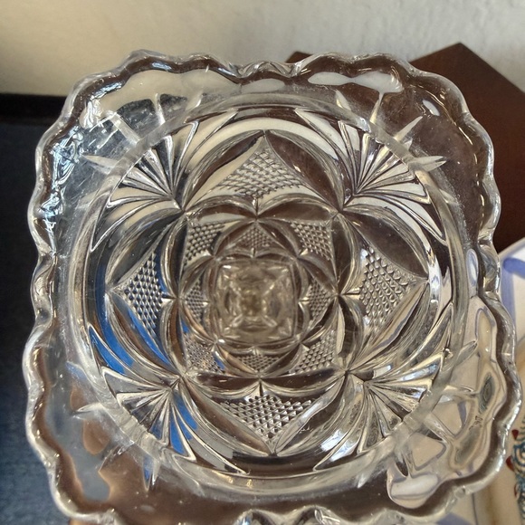 Vintage McKee Pattern Cut Crystal Glass Trumpet Elegant Vase - Picture 9 of 9